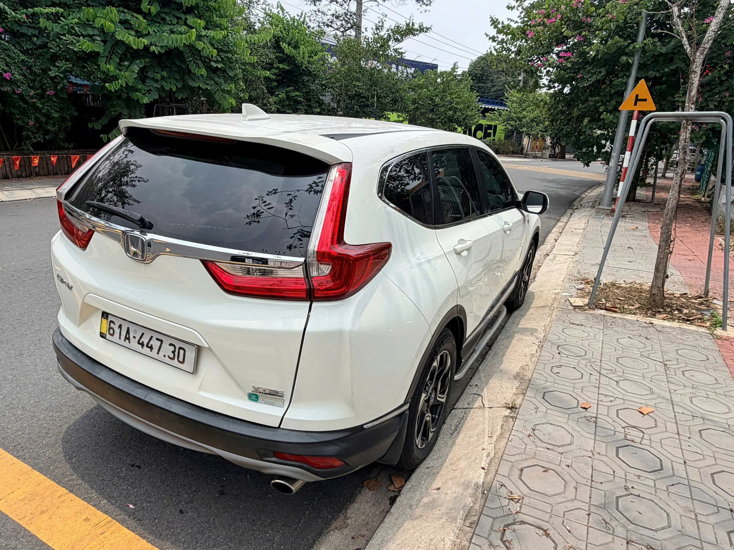 🚘 BÉ ĐANG VỀ – HONDA CR-V 2018 MODEL MỚI 2020 🔥 - ảnh 1
